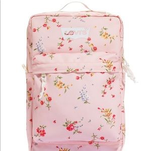 🌼Levi’s Pastel Pink Floral Mini Backpack🌸